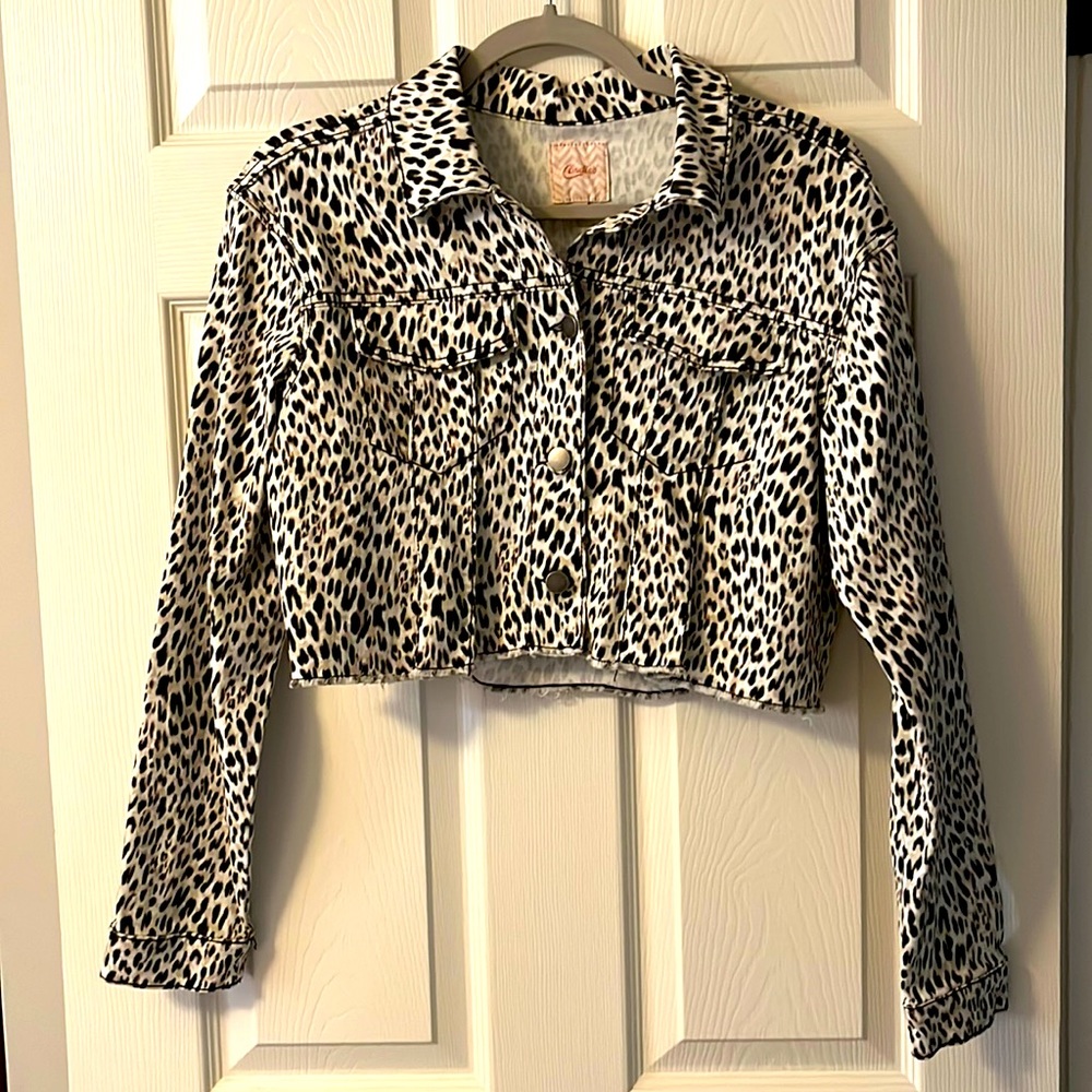 Candies leopard print cropped Jean jacket size S